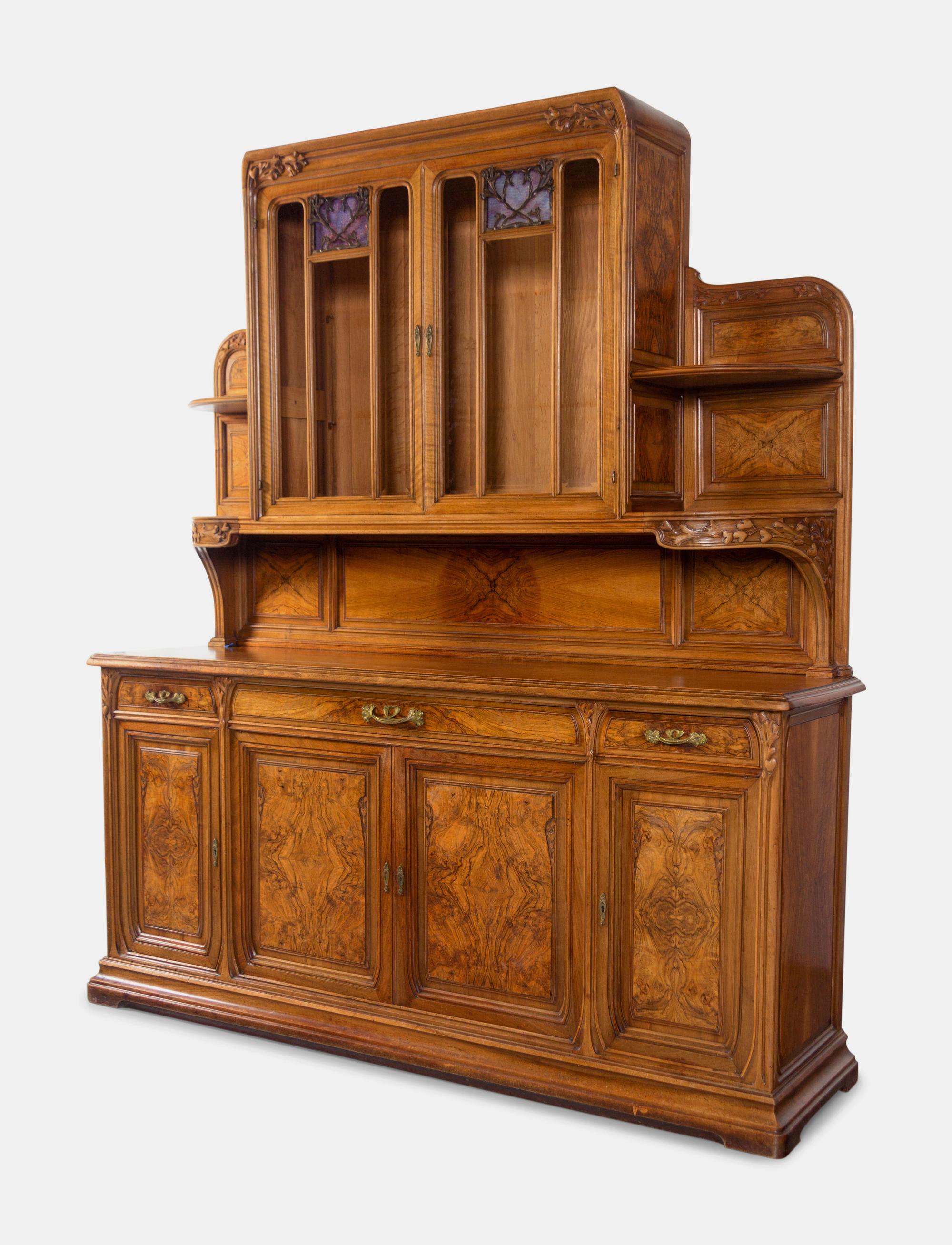 Buffet a Deux Corps