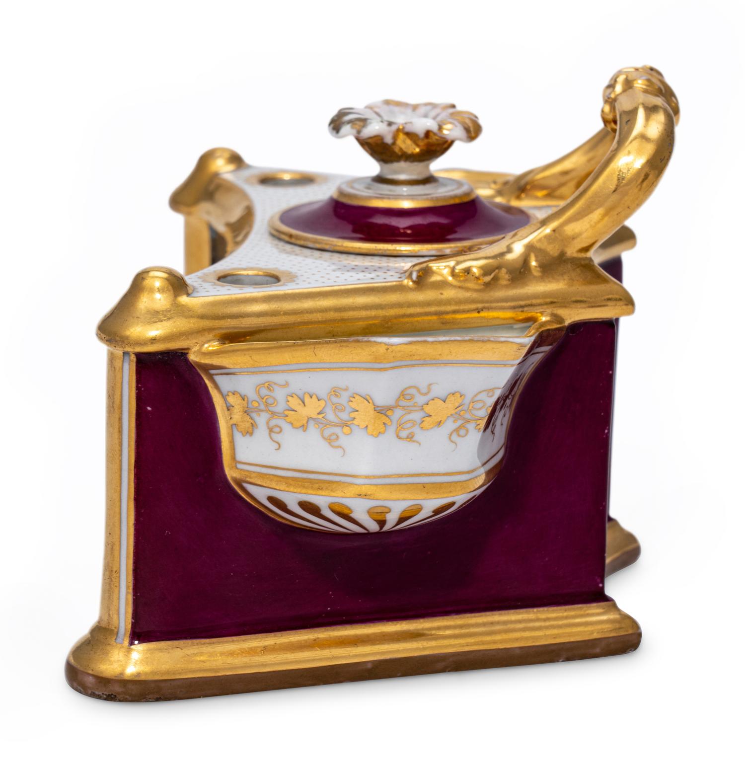 A Flight, Barr and Barr Worcester Porcelain Standish