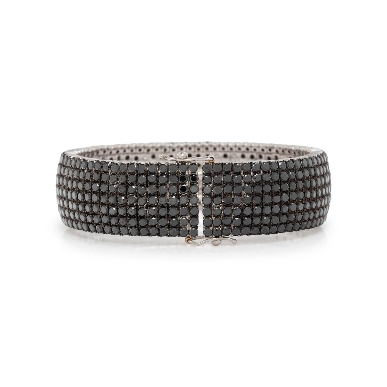 BLACK DIAMOND AND DIAMOND BANGLE BRACELET