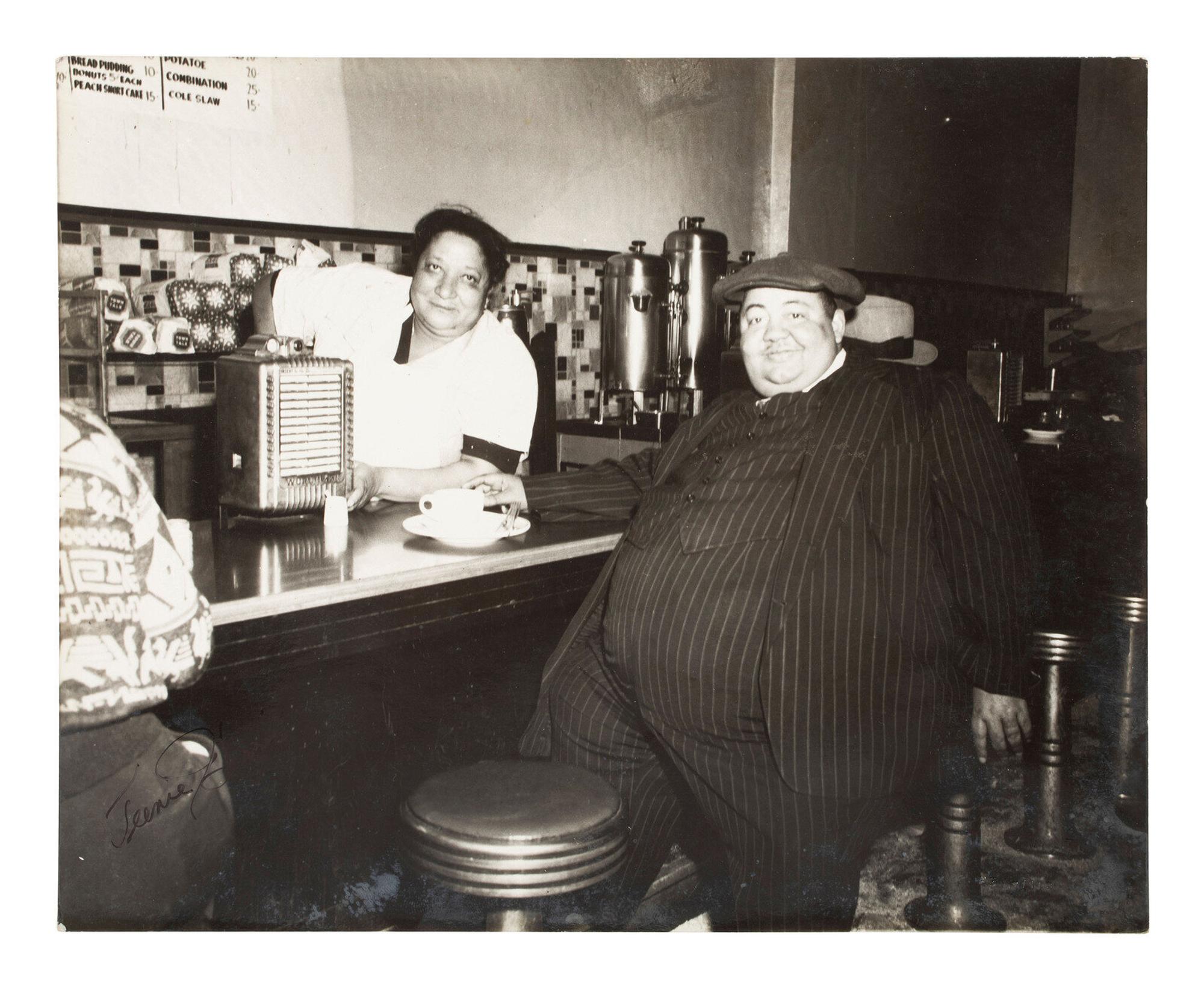 [PHOTOG.] HARRIS, Charles "Teenie" (1908-1998). Arthur Oursley and Erin Ma Pitts Godfrey. Ca 1949.