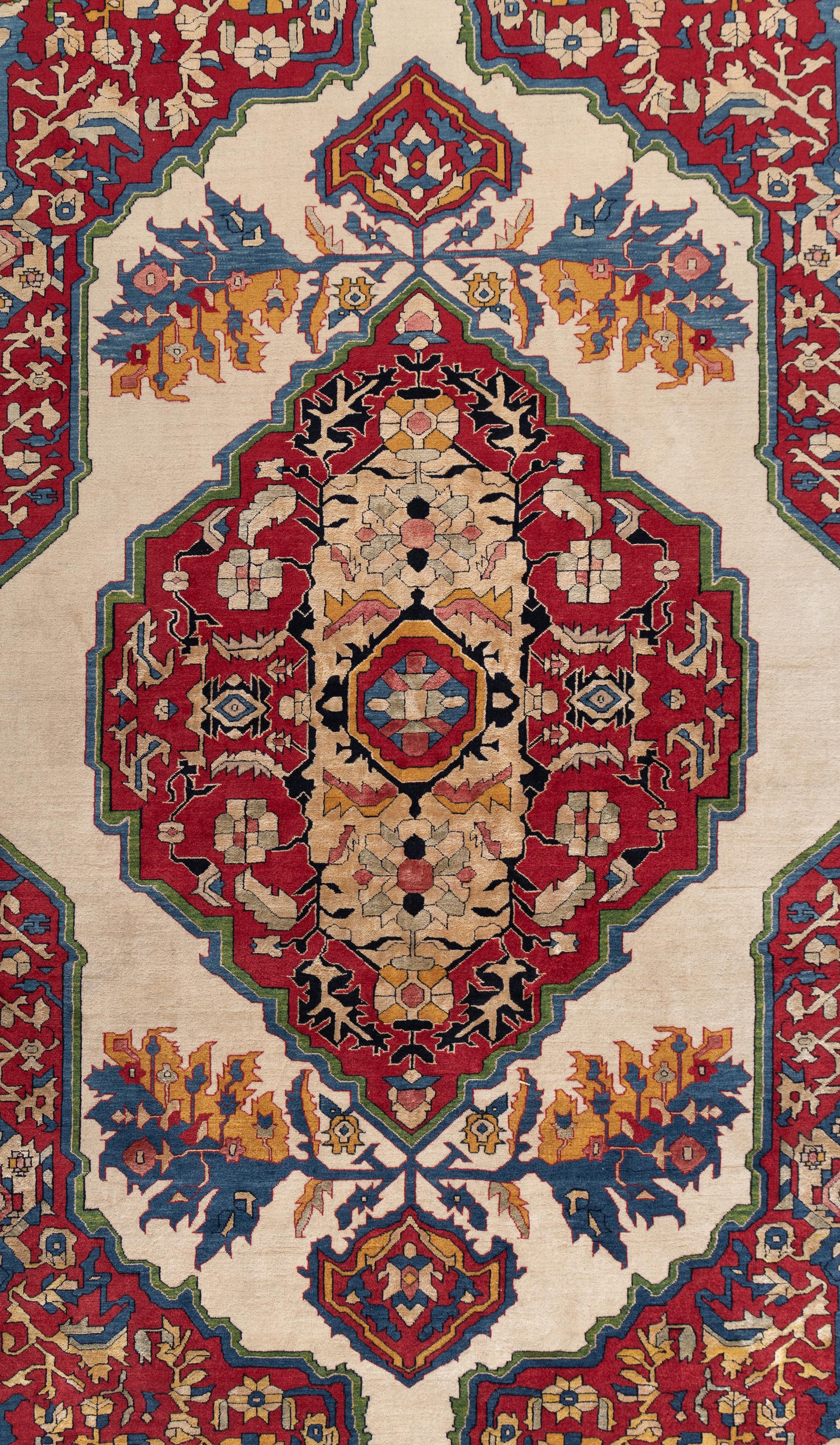 A Bakhshaish Wool Rug