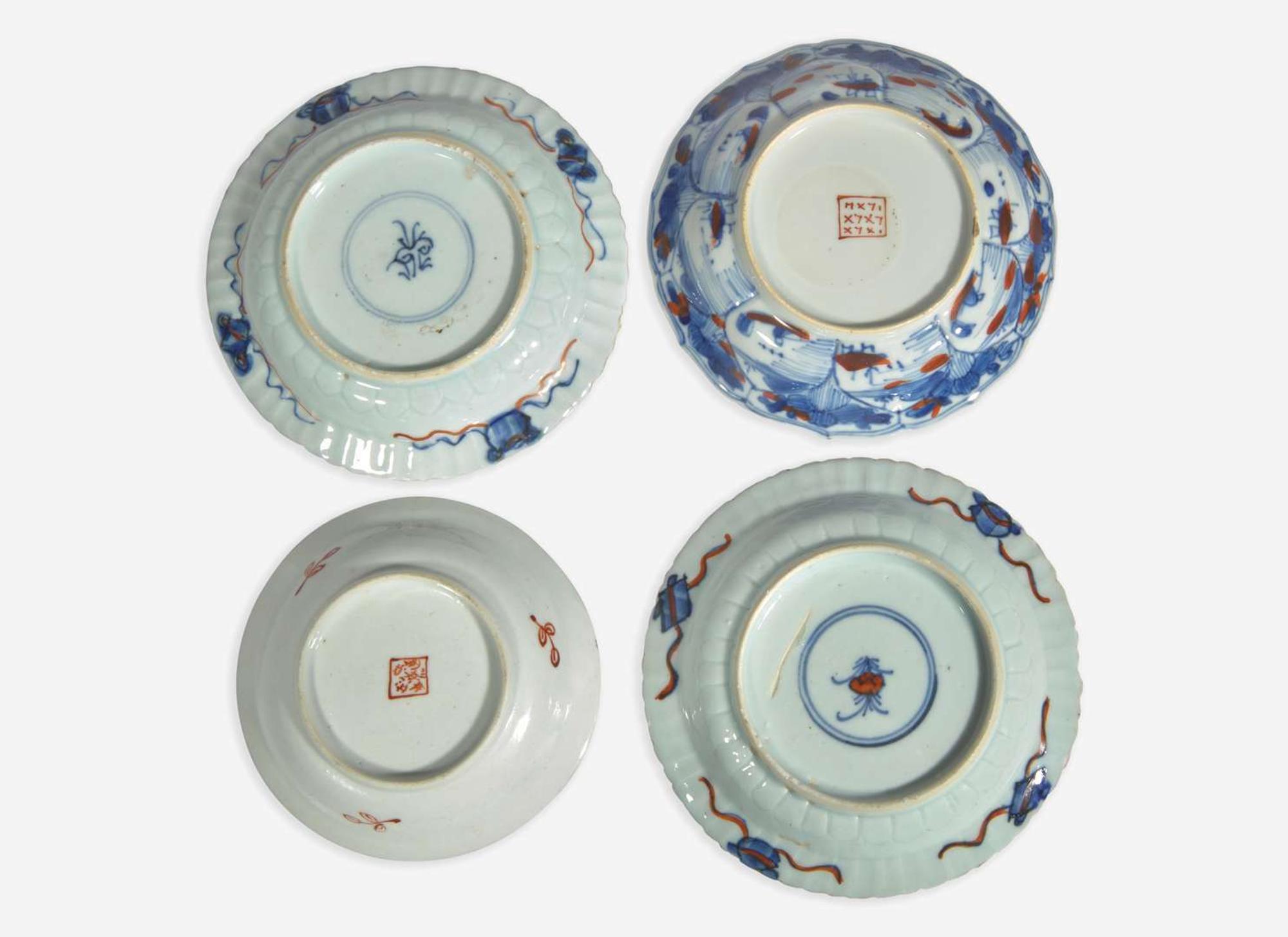 Fifteen assorted Chinese export porcelain tea wares, 18th century 外銷瓷茶具一組十五件 十八世紀