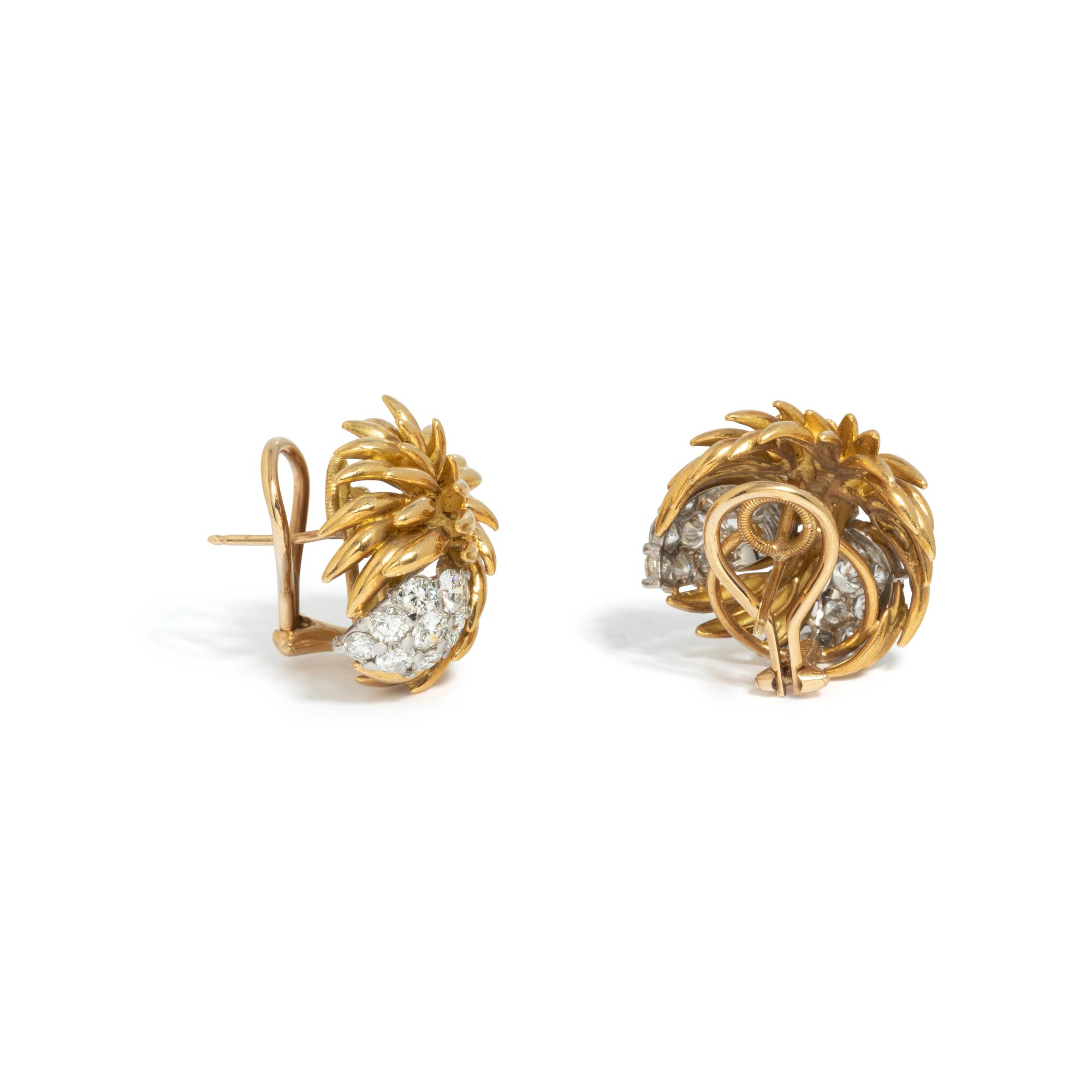 YELLOW GOLD AND DIAMOND EARCLIPS