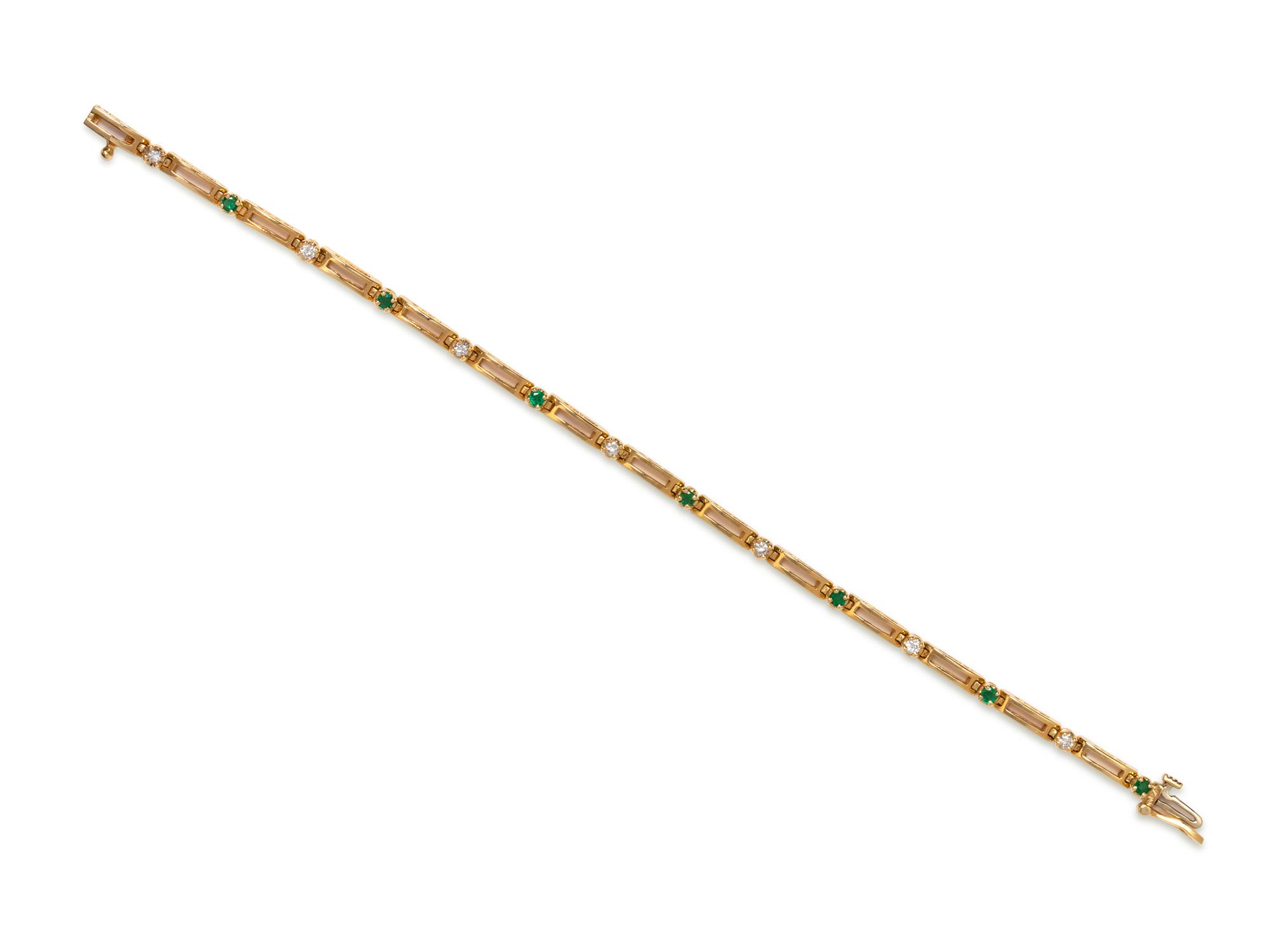 YELLOW GOLD, DIAMOND AND EMERALD BRACELET