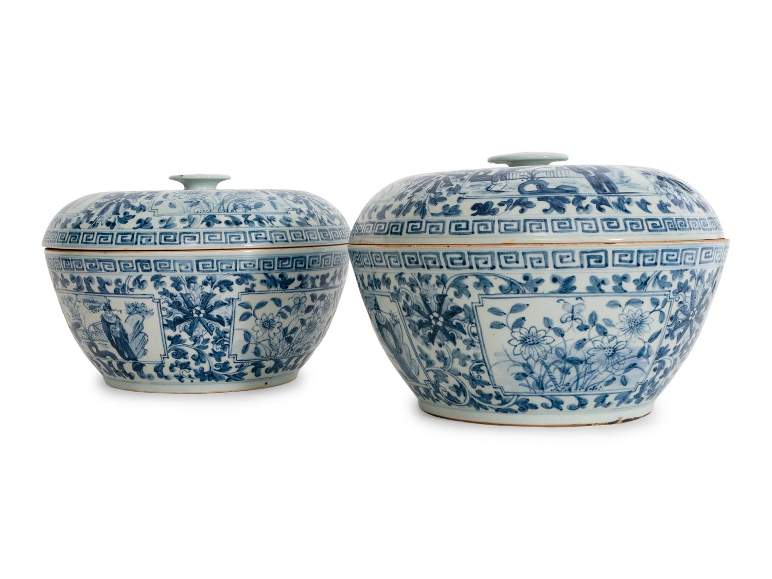 A Pair of Large Chinese Export Blue and White Porcelain Covered Bowls