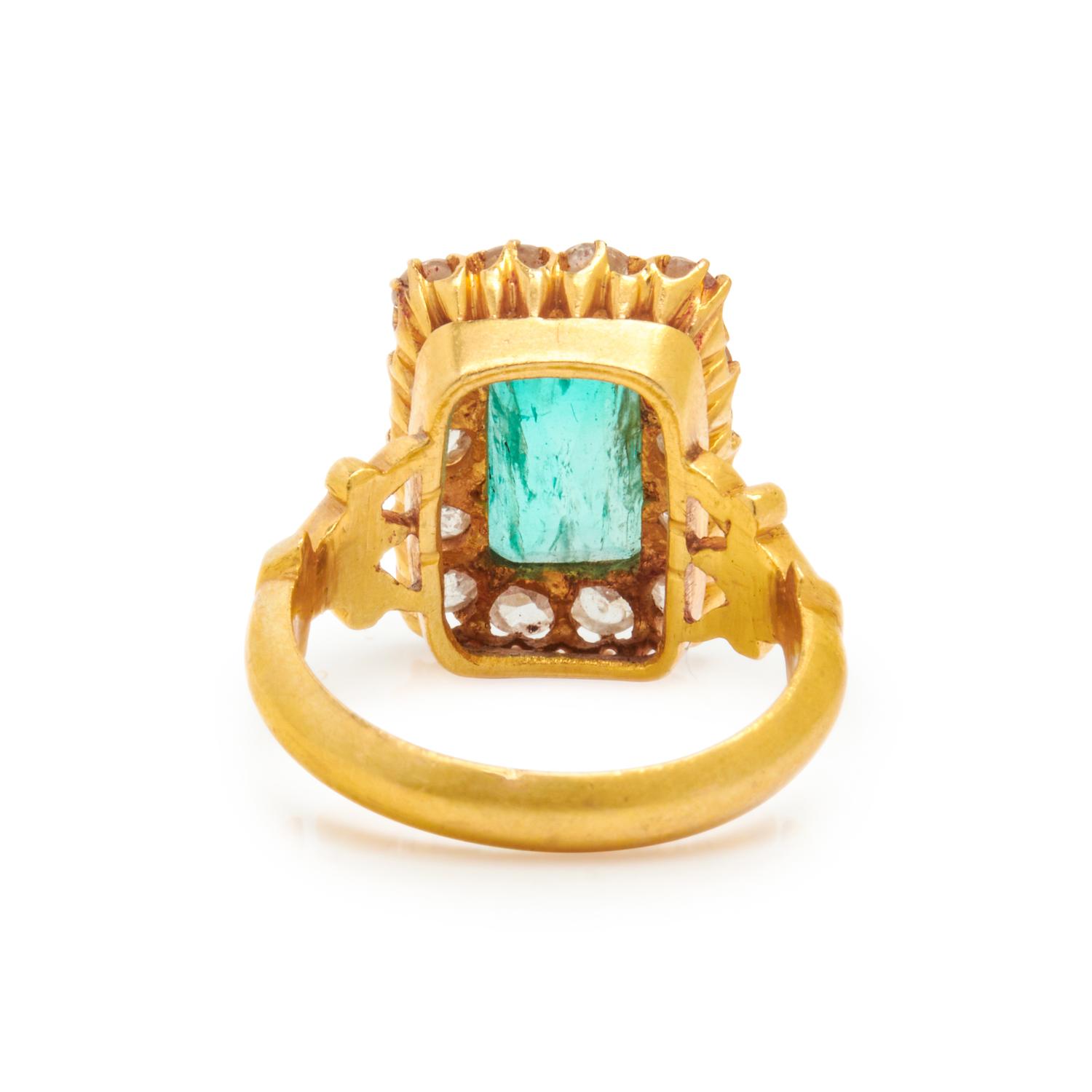 ANTIQUE, EMERALD AND DIAMOND RING