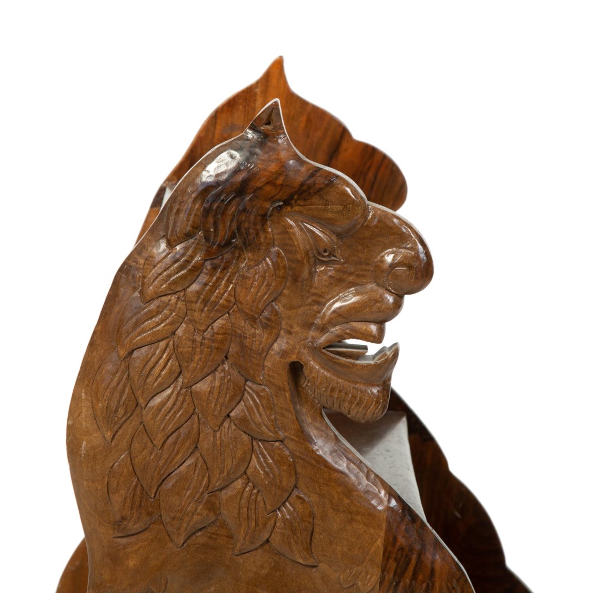A Pair of English Carved Mahogany Lion-Form Library Steps — 19TH CENTURY