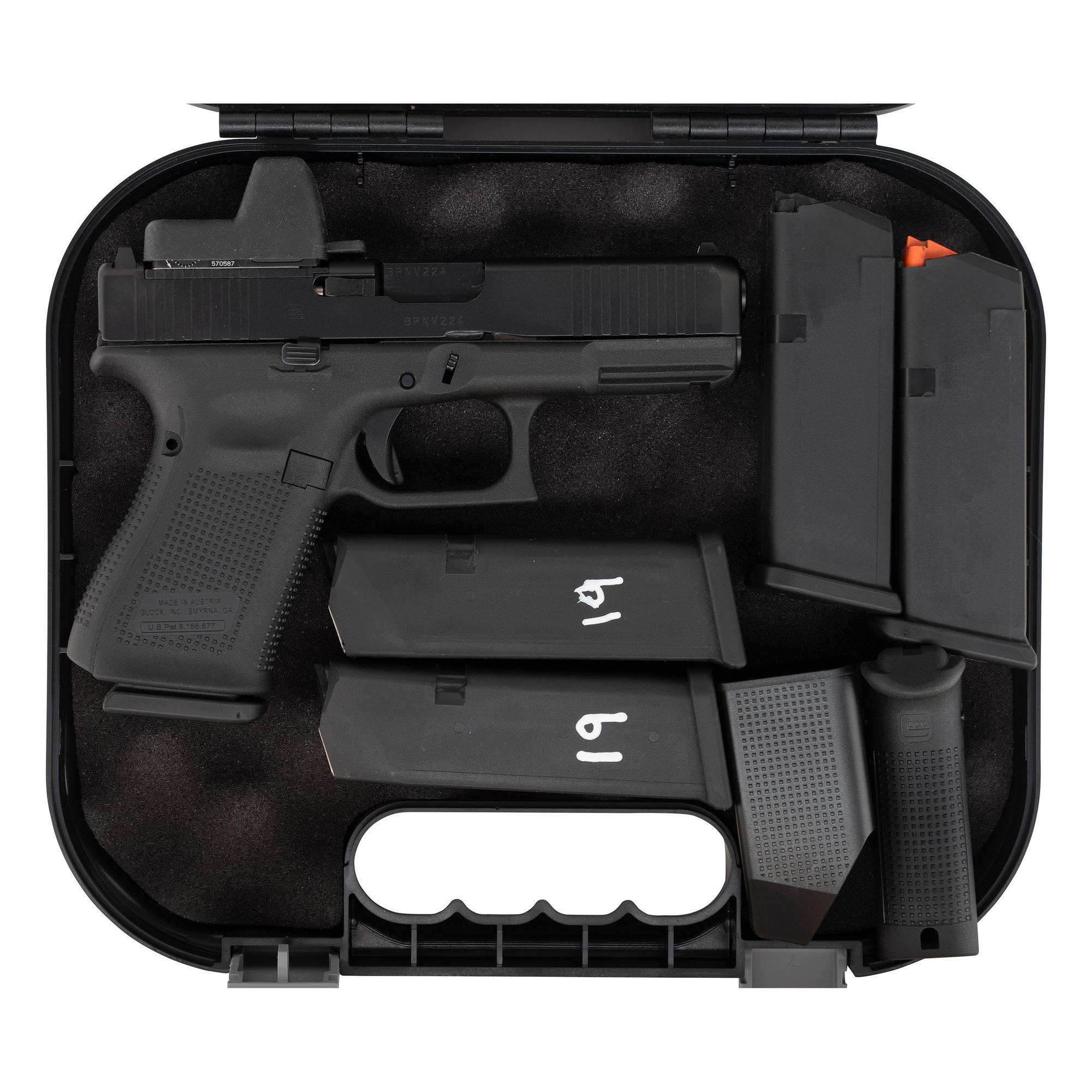 *Glock 19 Gen5 MOS Pistol with with Trijicon RM07 RMR Sight, Box & 5 Magazines