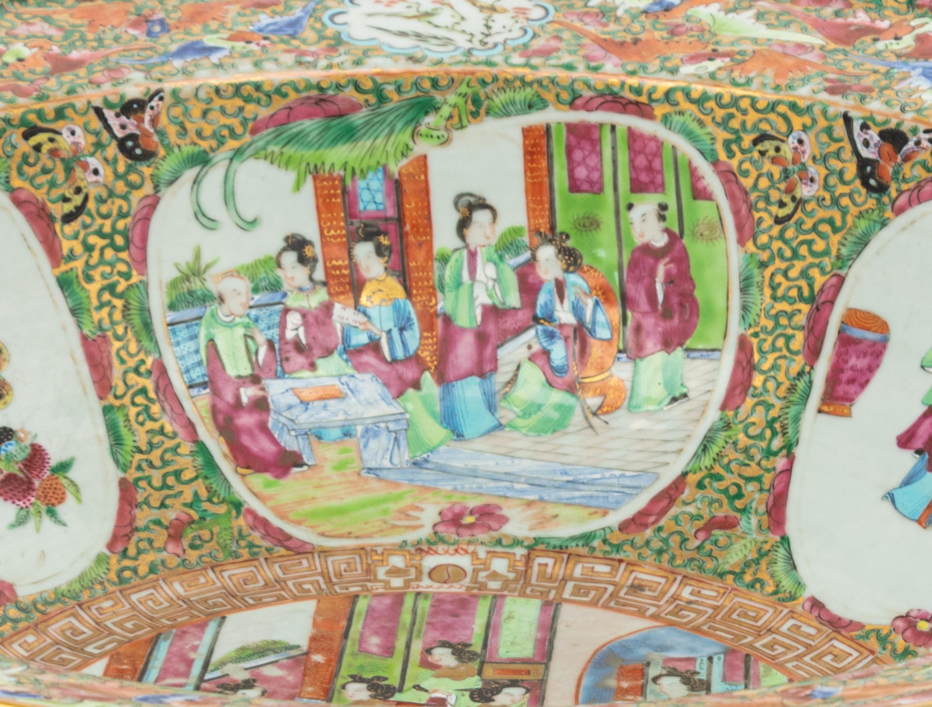 A Chinese Export Rose Medallion Porcelain Basin