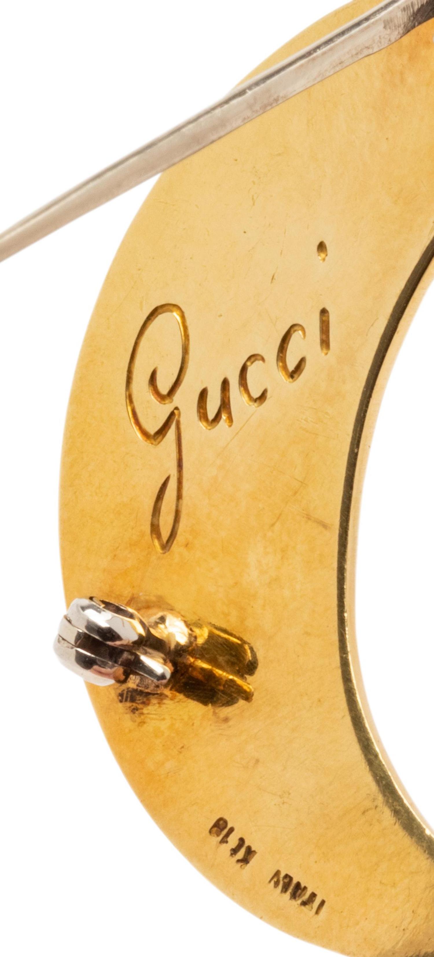 GUCCI, YELLOW GOLD AND ENAMEL CRESCENT MOON BROOCH
