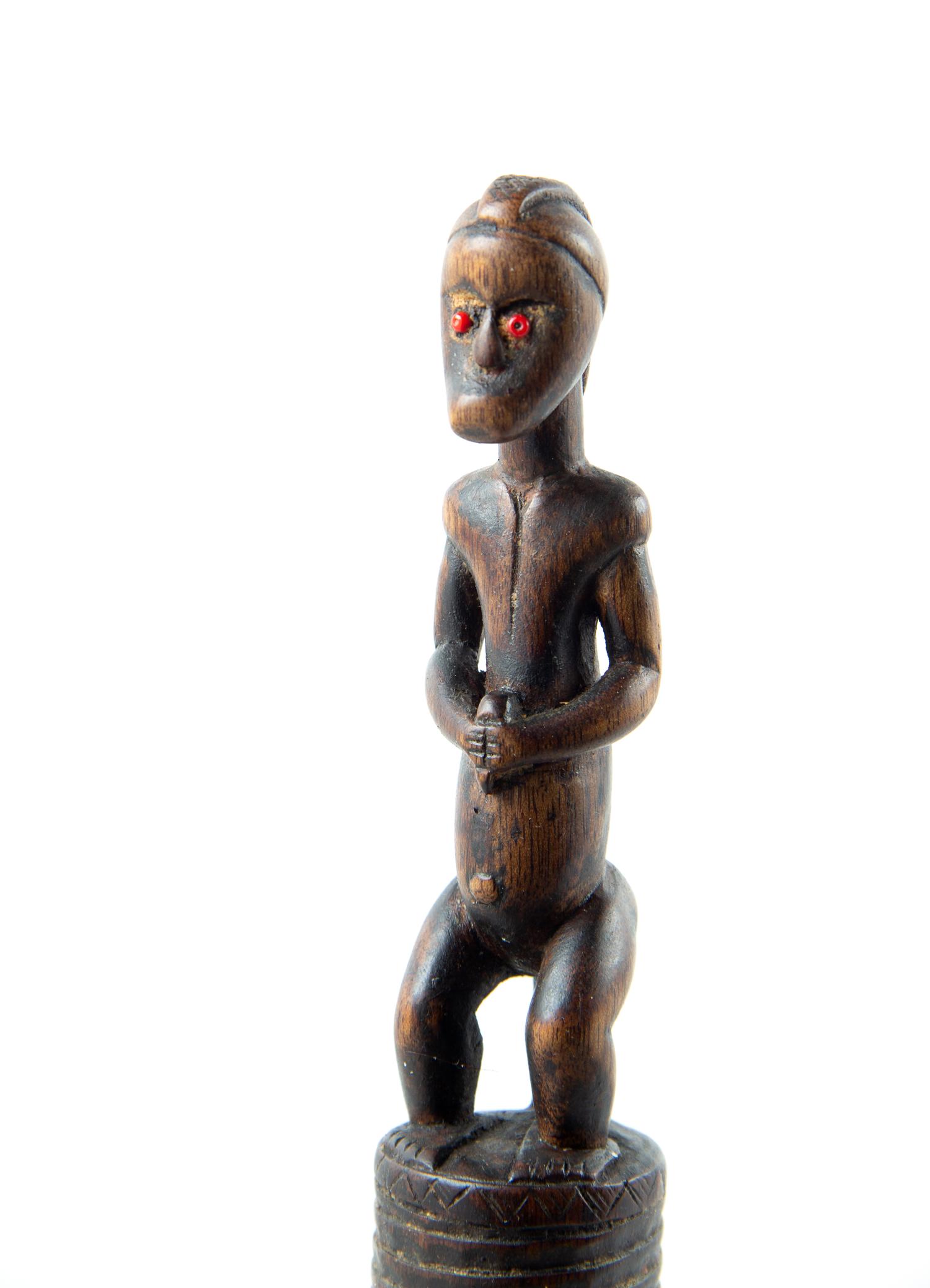 A Fang Reliquary Figure Pounder Height 26 inches. — GABON, LATE 19TH/EARLY 20TH CENTURY