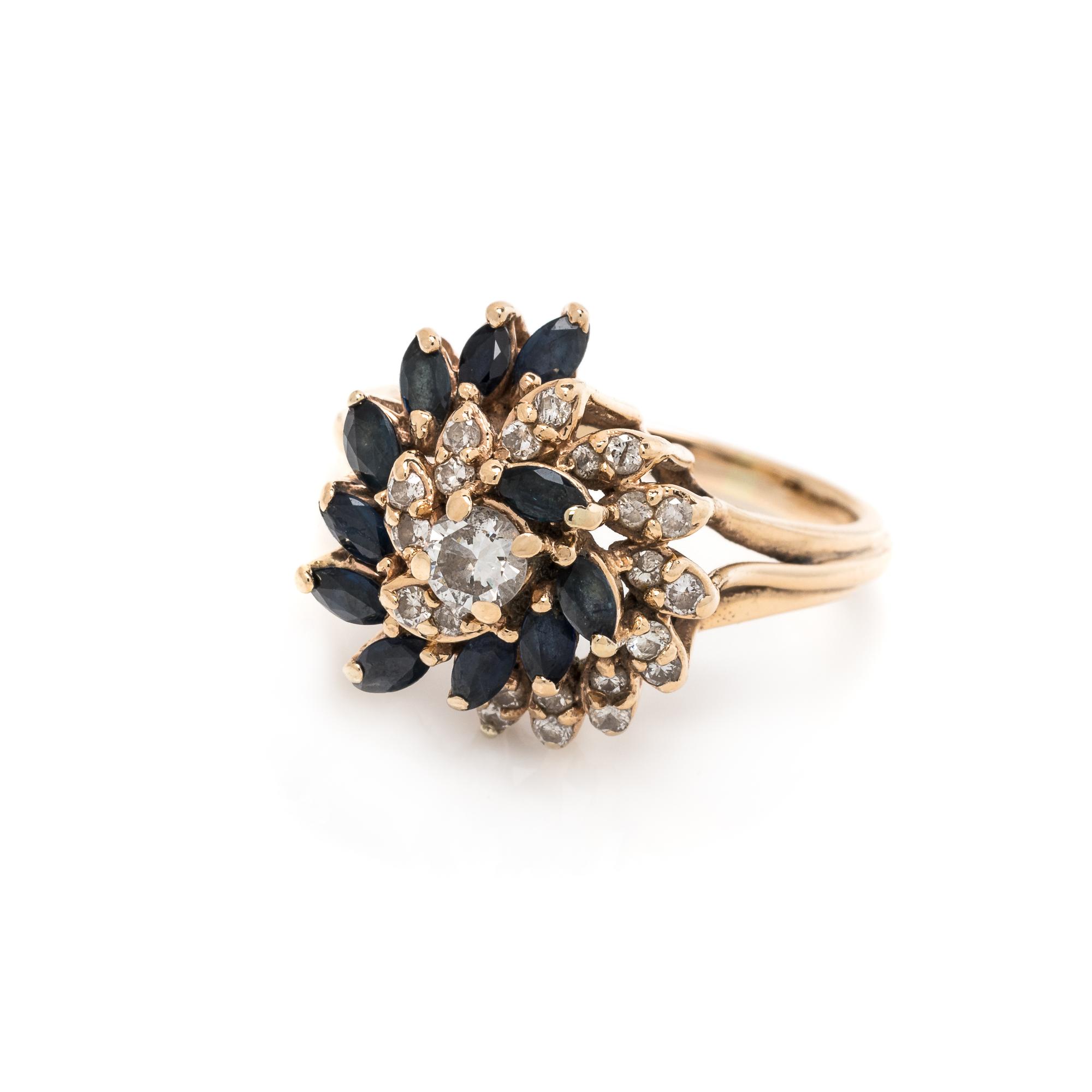 DIAMOND AND SAPPHIRE RING