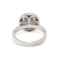 WHITE GOLD AND DIAMOND RING