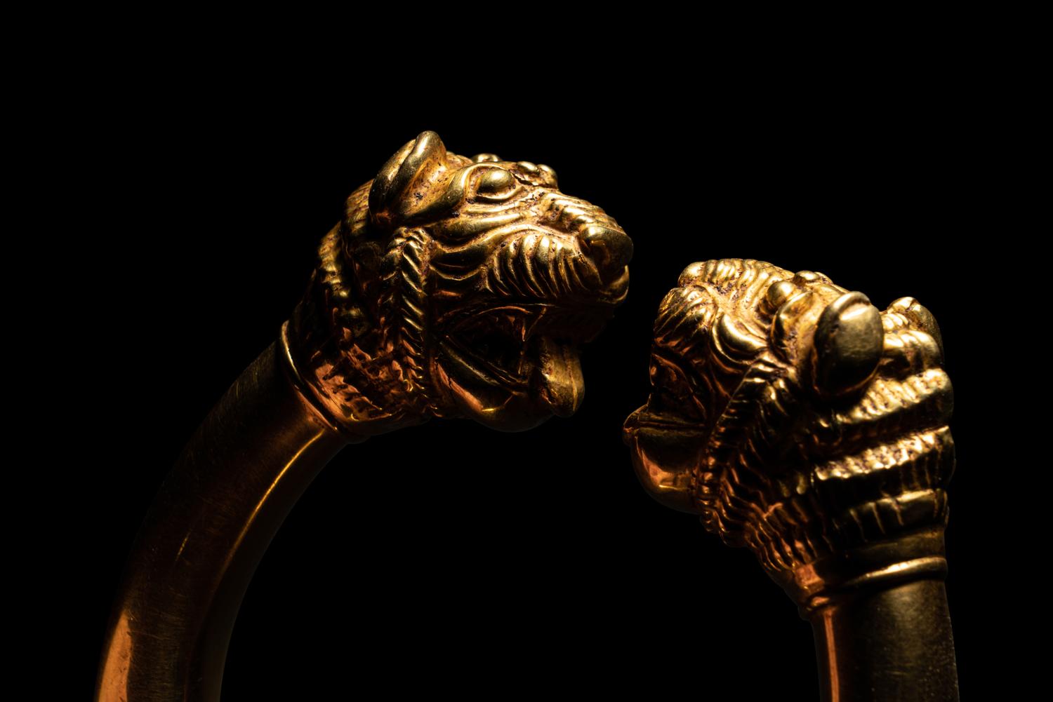 A Western Asiatic Gold Bracelet with Lion-Headed Terminals