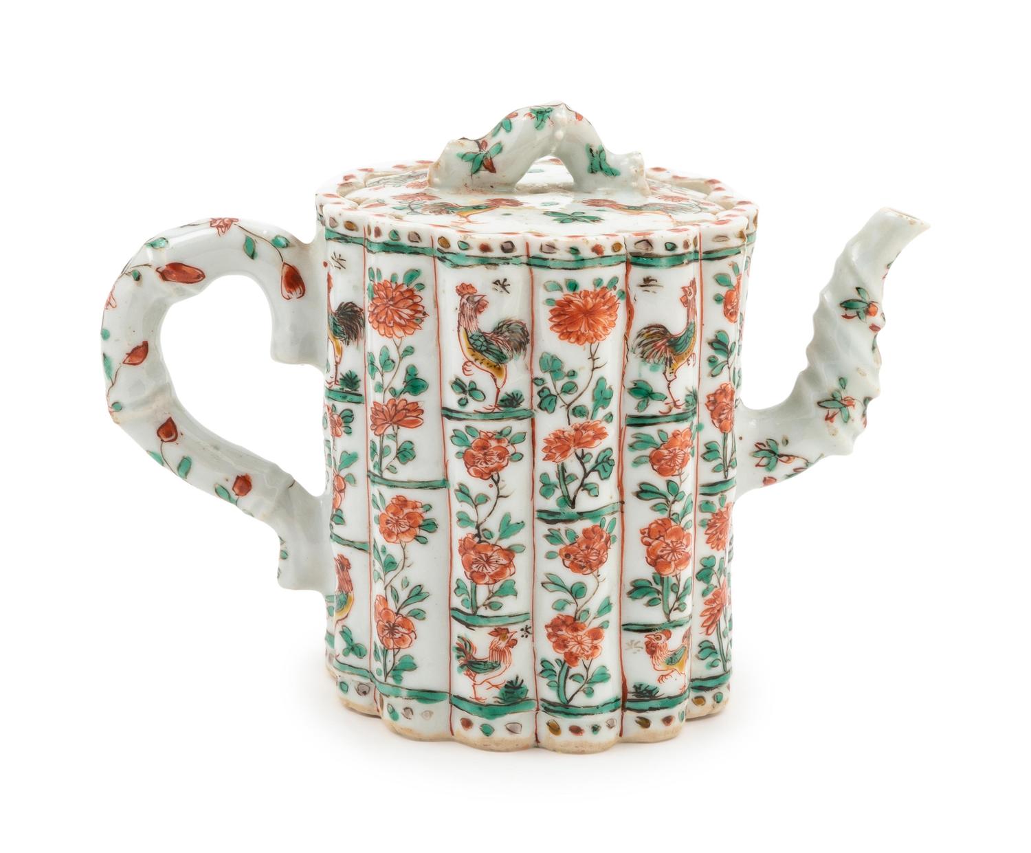 A Chinese Famille Verte Porcelain Teapot