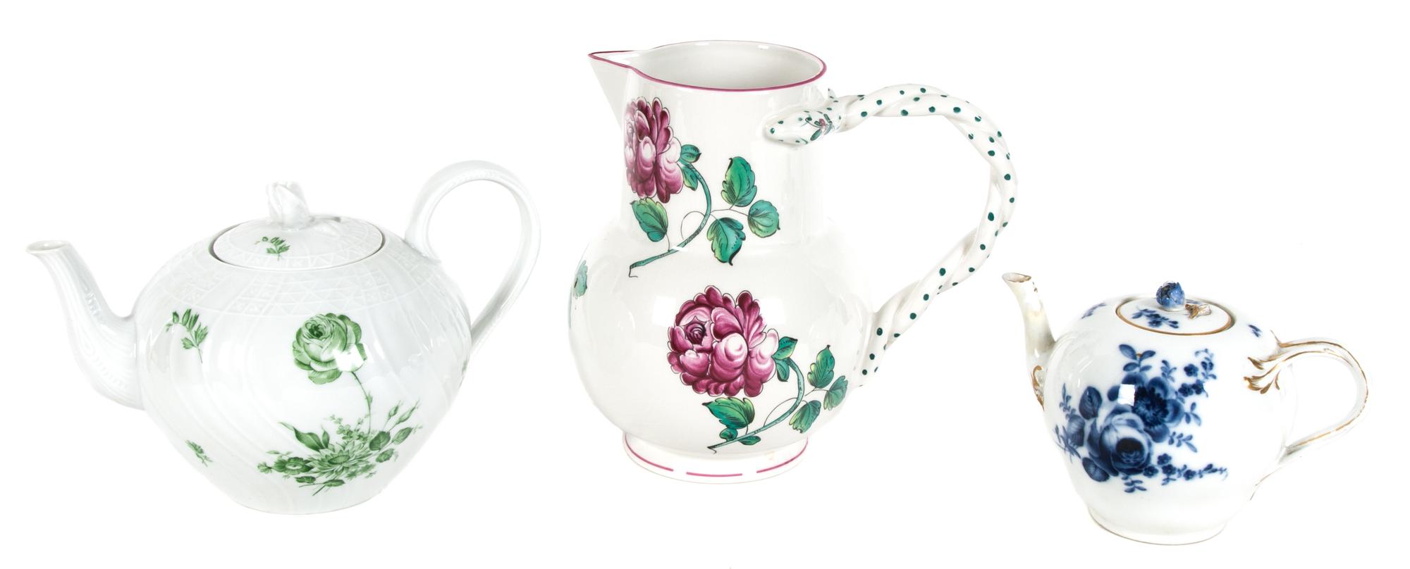 Three Miscellaneous Porcelain Vessels Height of tallest 8 1/4 inches. — 20TH CENTURY