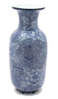 A Thai Blue and White Porcelain Vase Height 12 3/4 inches. — 20TH CENTURY