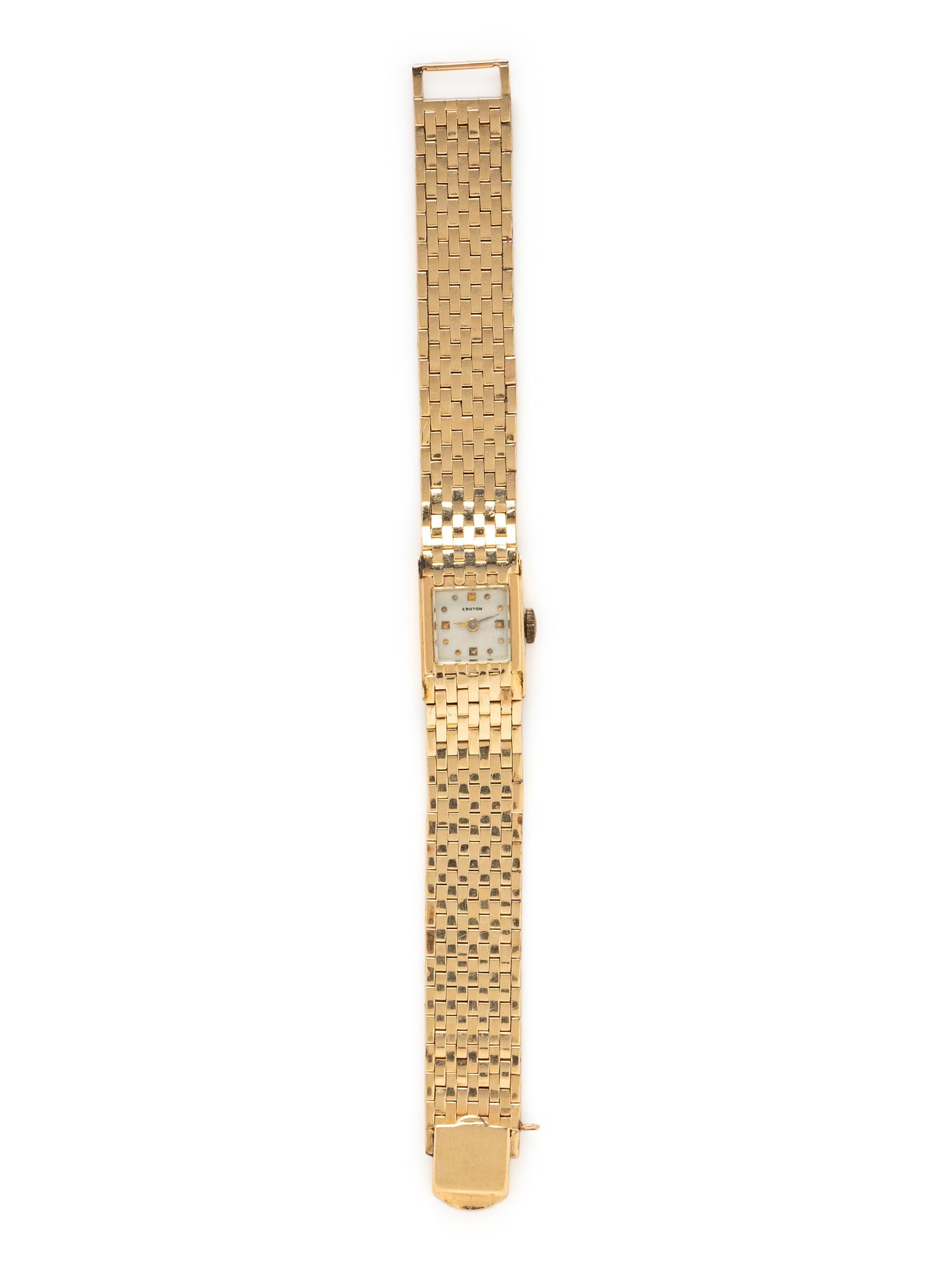 CORUM, YELLOW GOLD WATCH