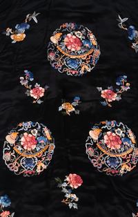 A Chinese Two-Piece Embroidered Silk Ensemble