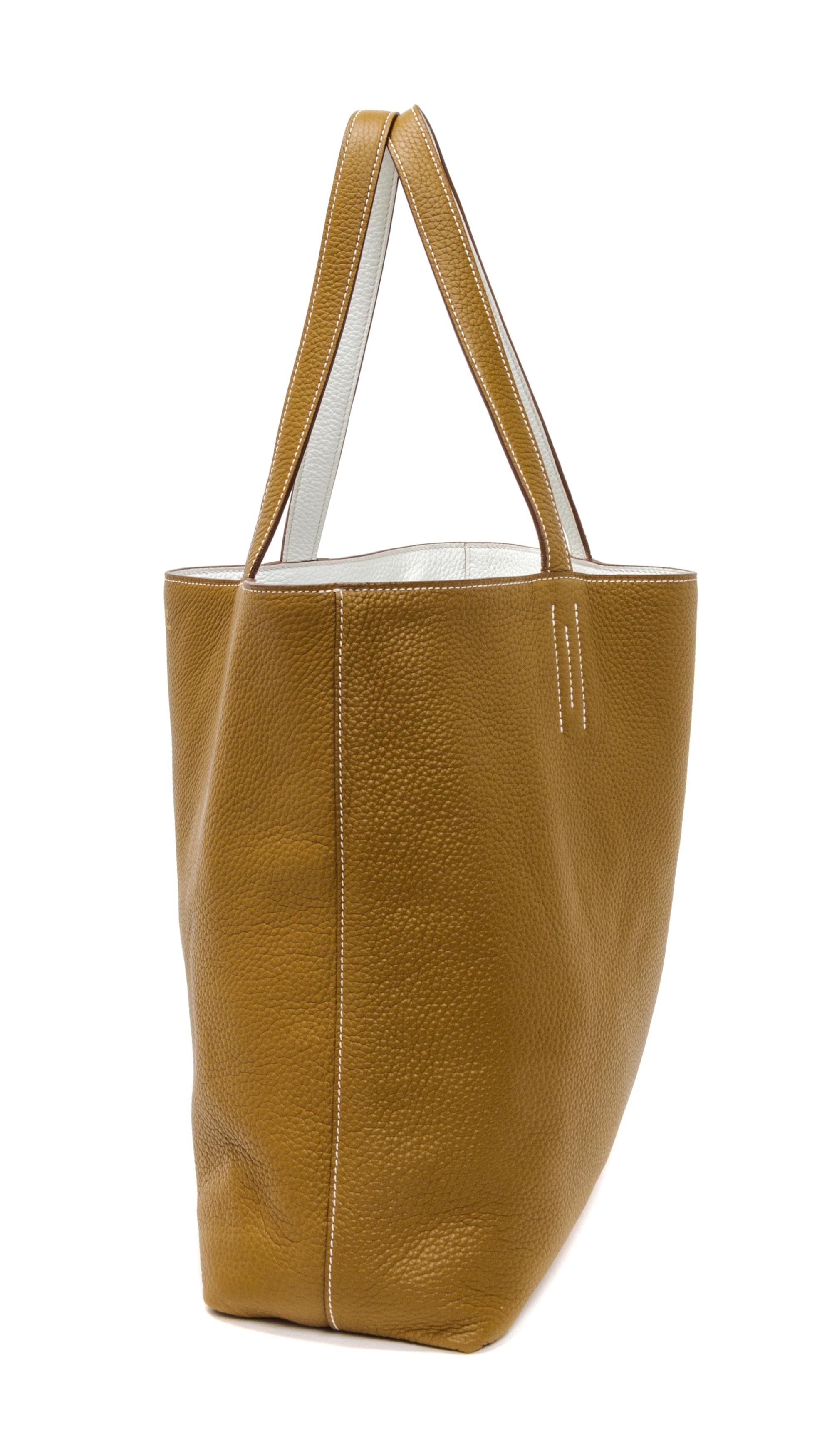 An Hermes Blanc/Chamois 45cm Taurillon Clemence Double Sens Tote, 17.5" x 15.5" x 5".