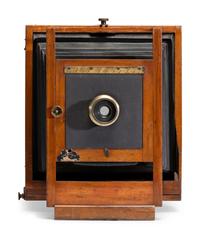 [EARLY PHOTOGRAPHY]. Field view camera, Nancy Hanks model. G. Gennert, New York, ca 1896-1903.