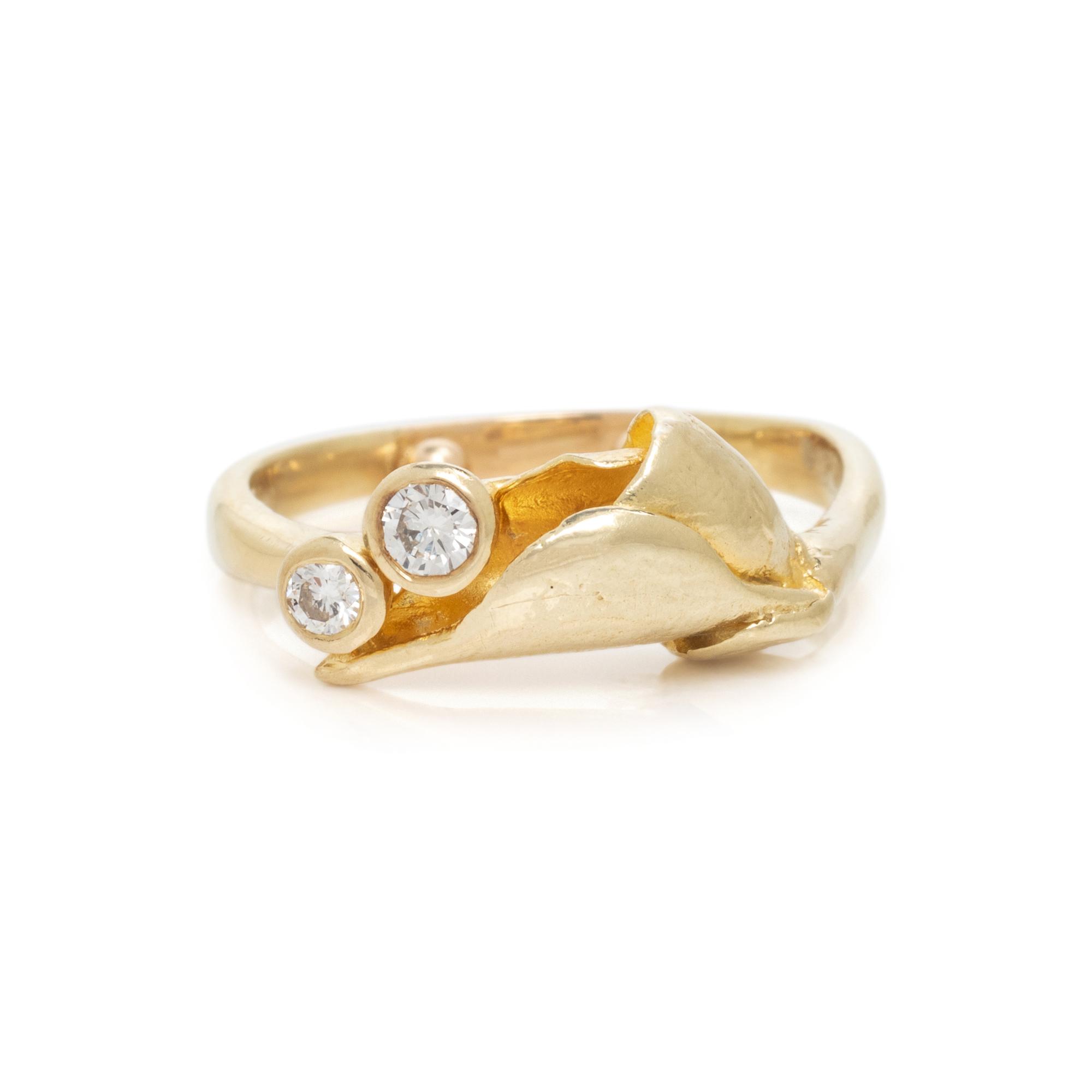 YELLOW GOLD AND DIAMOND RING