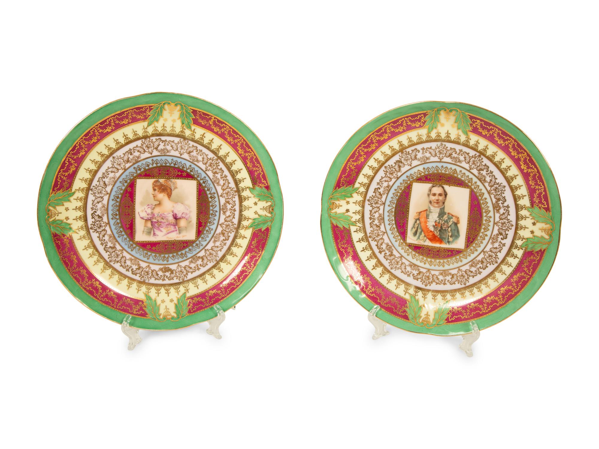 A Pair of Vienna Porcelain Cabinet Plates — 19TH CENTURY