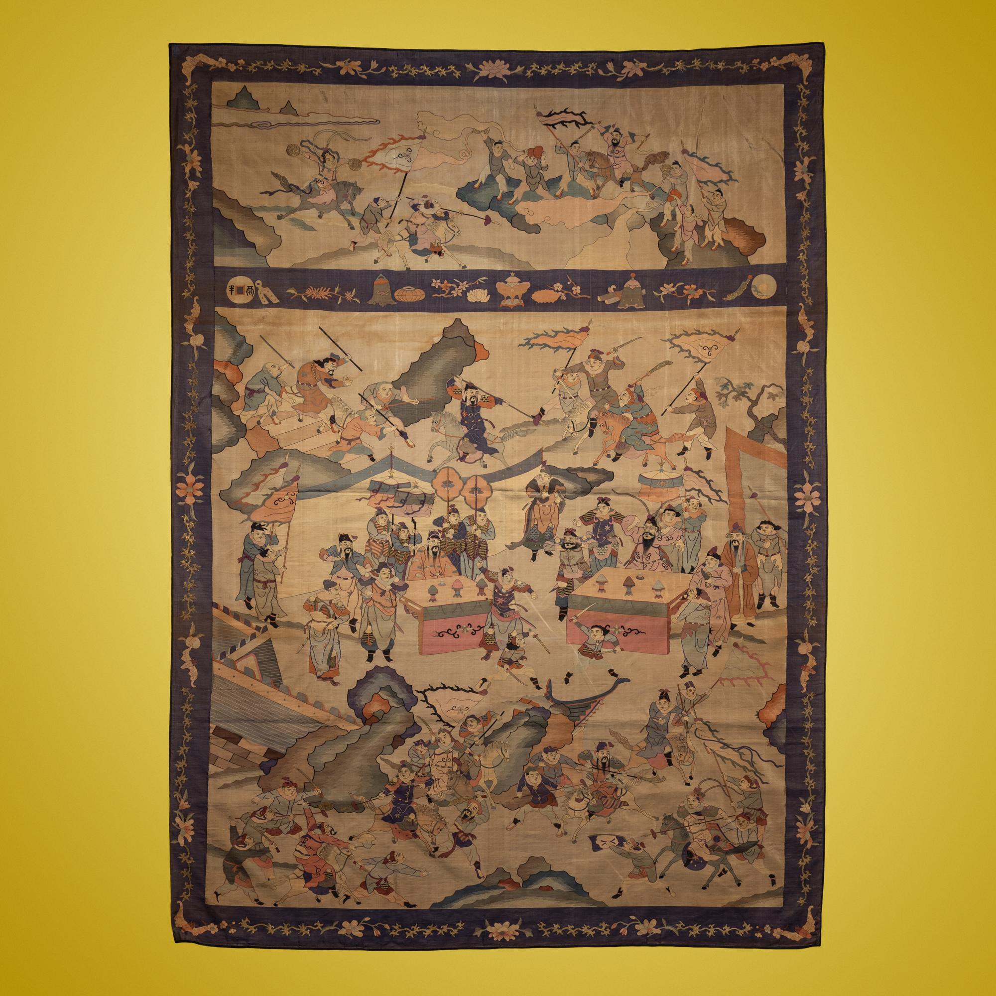 A Large Chinese Kesi Silk 'Battle Scene' Panel, Late Qing Dynasty — 清晚期 緙絲刀馬人物圖大挂賬