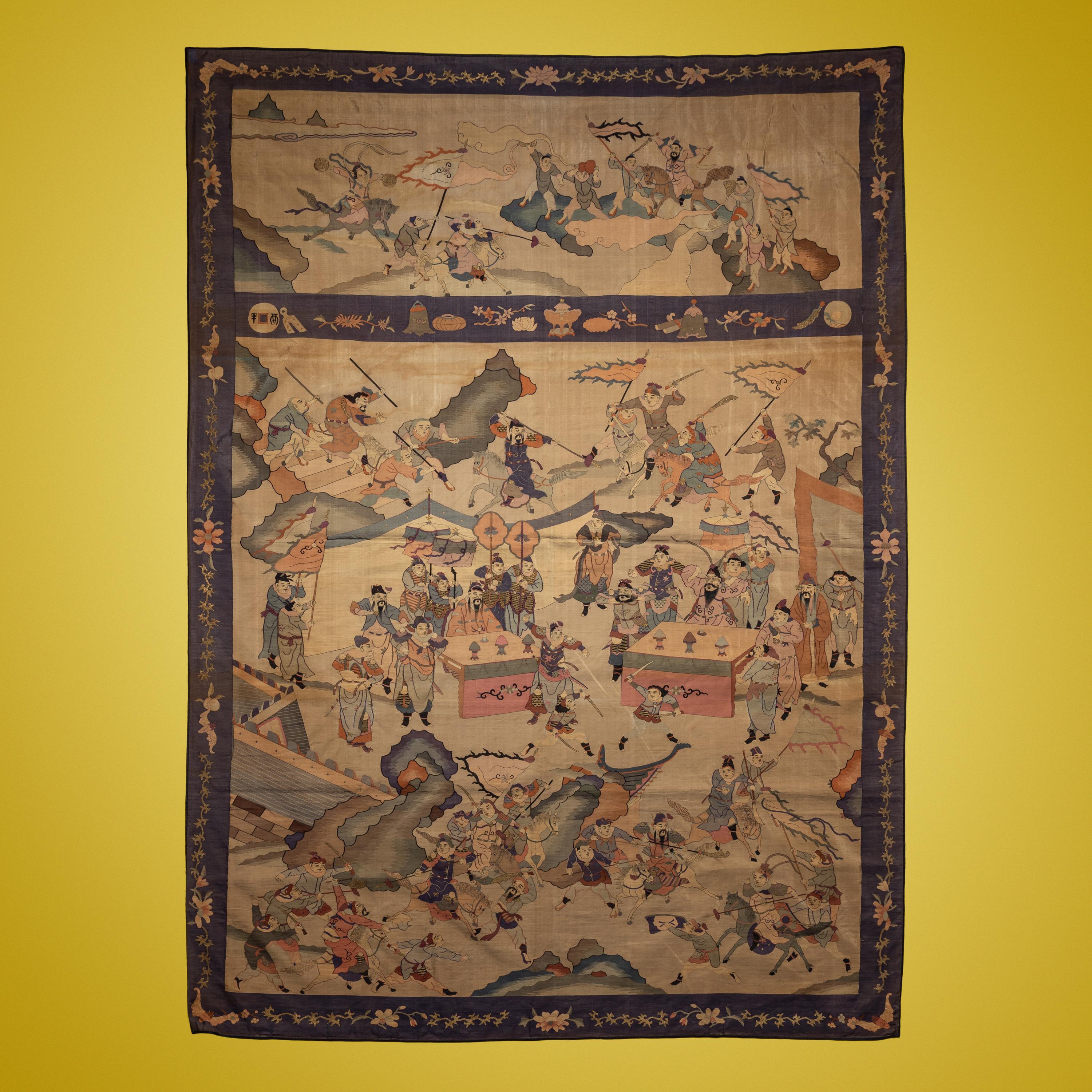 A Large Chinese Kesi Silk 'Battle Scene' Panel, Late Qing Dynasty — 清晚期 緙絲刀馬人物圖大挂賬
