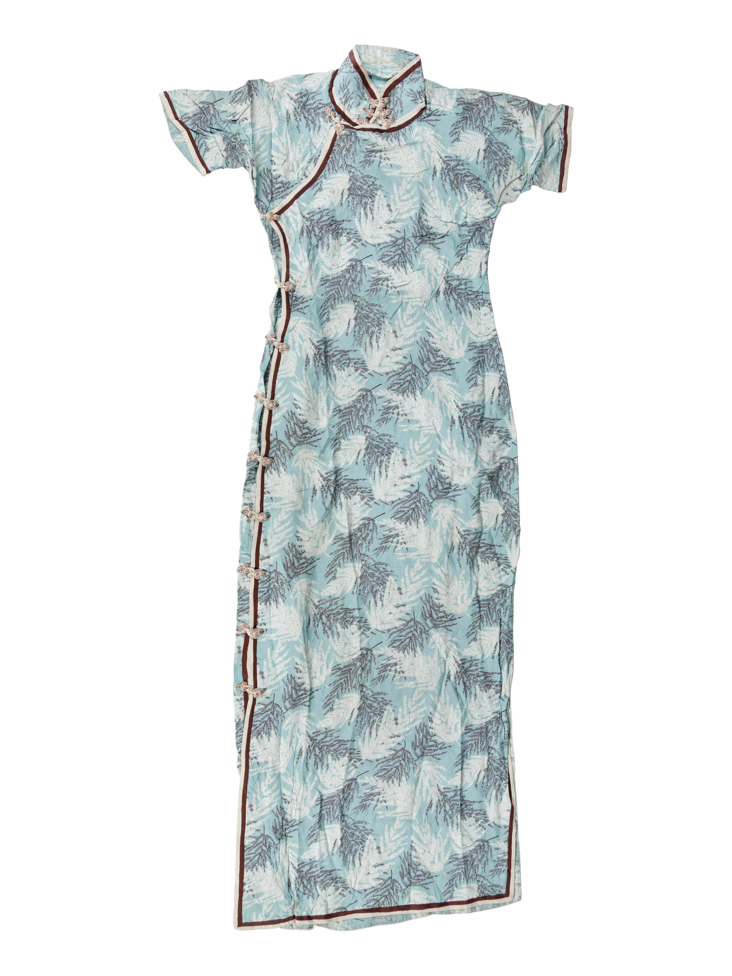 Four Chinese Silk Lady's Full Length Cheongsams, Qipao
