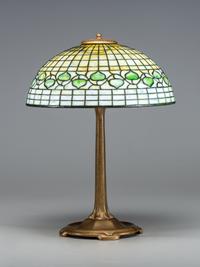 Acorn Table Lamp