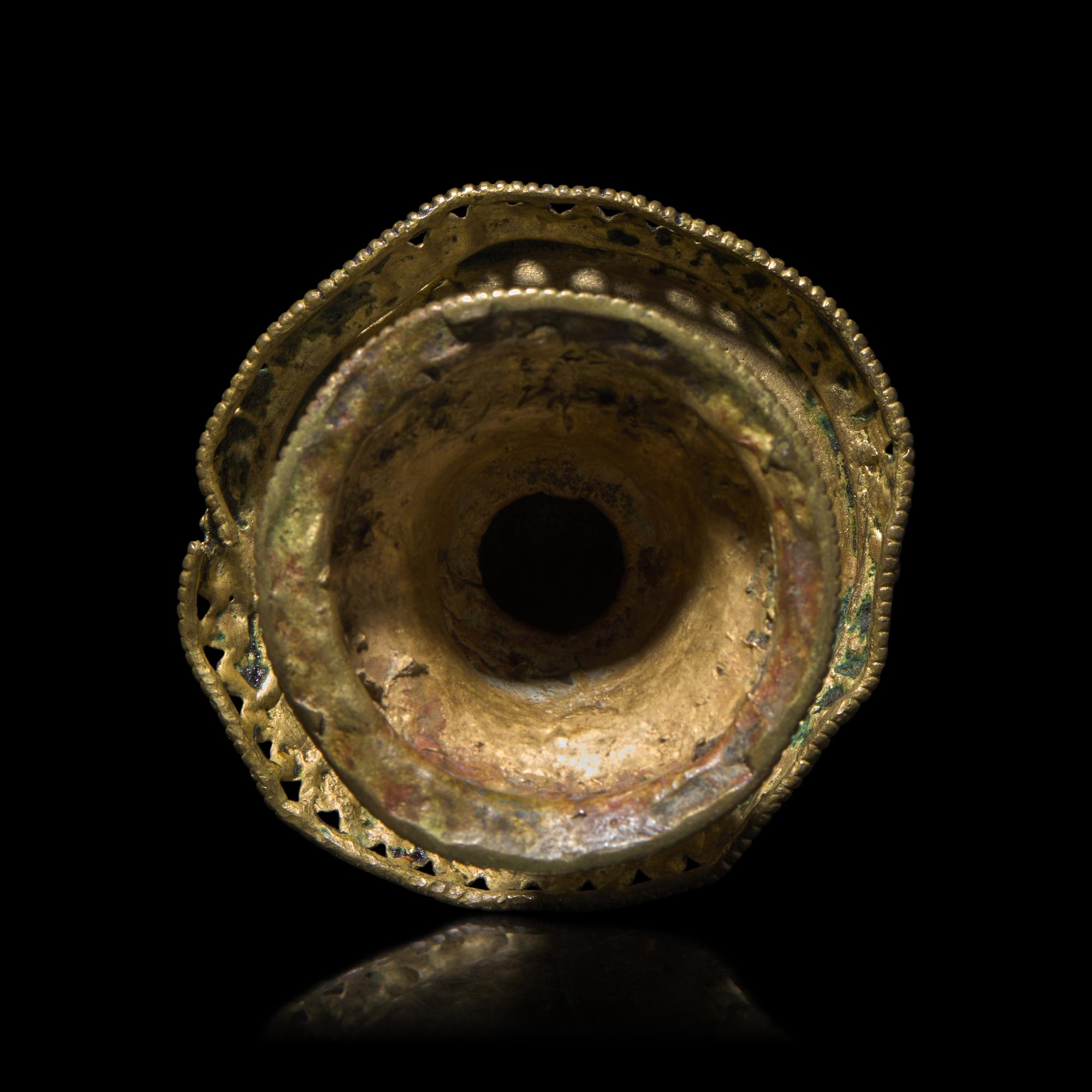 A Small Nepalese Copper Alloy Lamp with Ganesha, 19th Century or Later