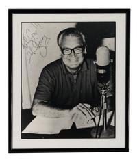 A Harry Caray Signed Autograph Photo (Beckett Authentication Services)