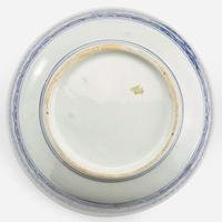A Large Japanese blue and white porcelain deep bowl with associated cover 日本大罐及盖子 17th/18th century ???????