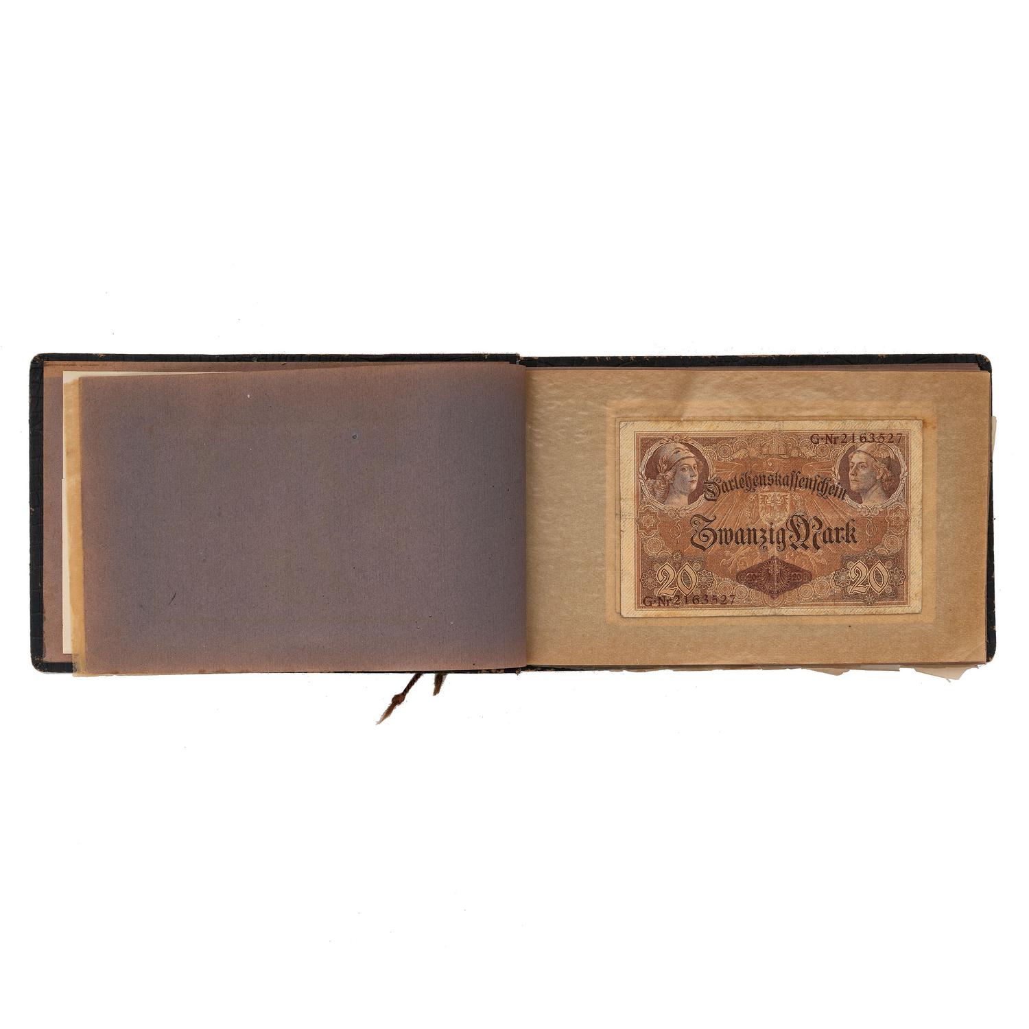 [WORLD WAR I -- GERMANY]. Aus Deutschlands Schwerster Zeit 1914-1924.