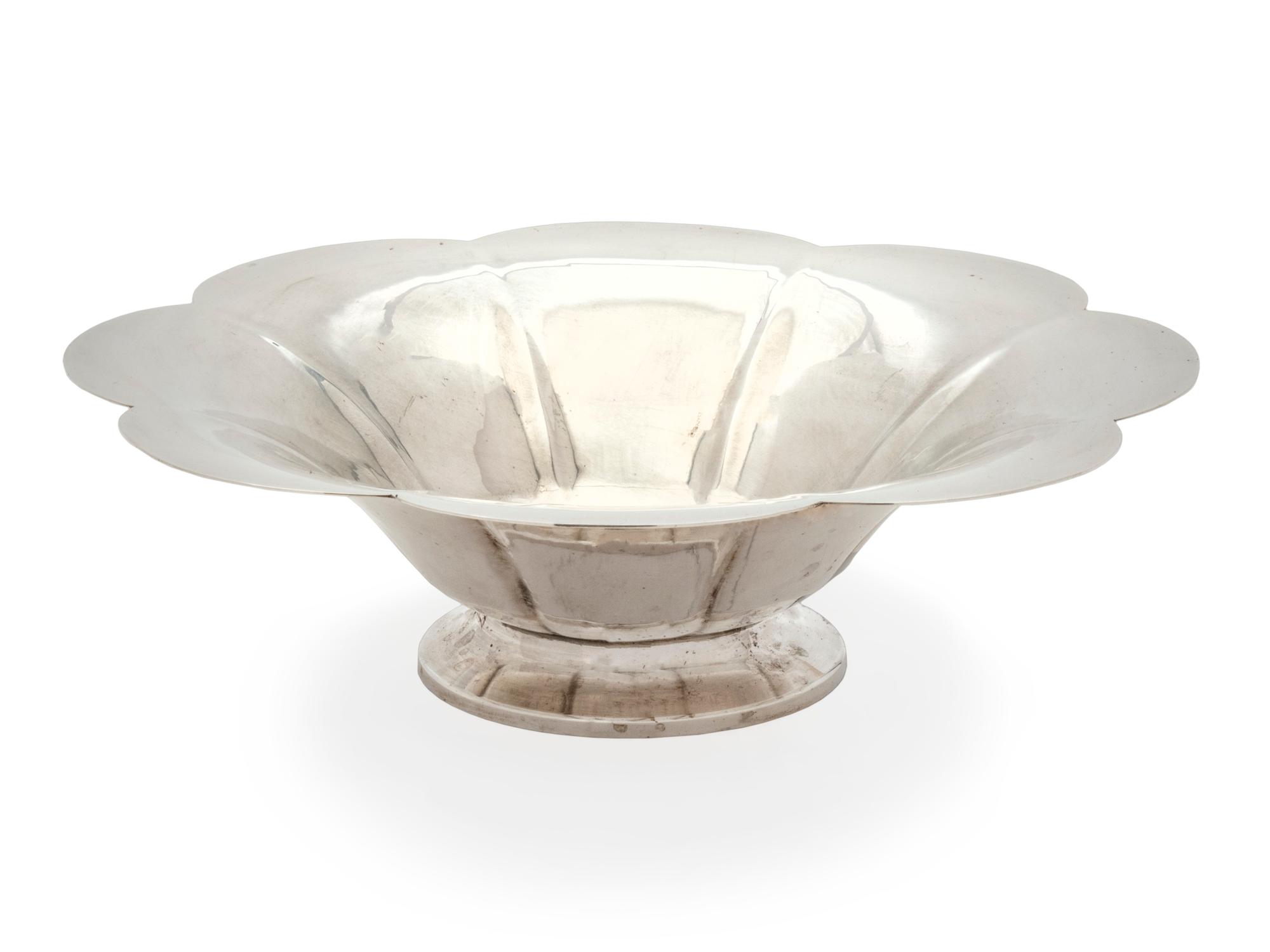 An American Silver Scalloped Edge Bowl — Tiffany & Co., New York, NY, 20th Century