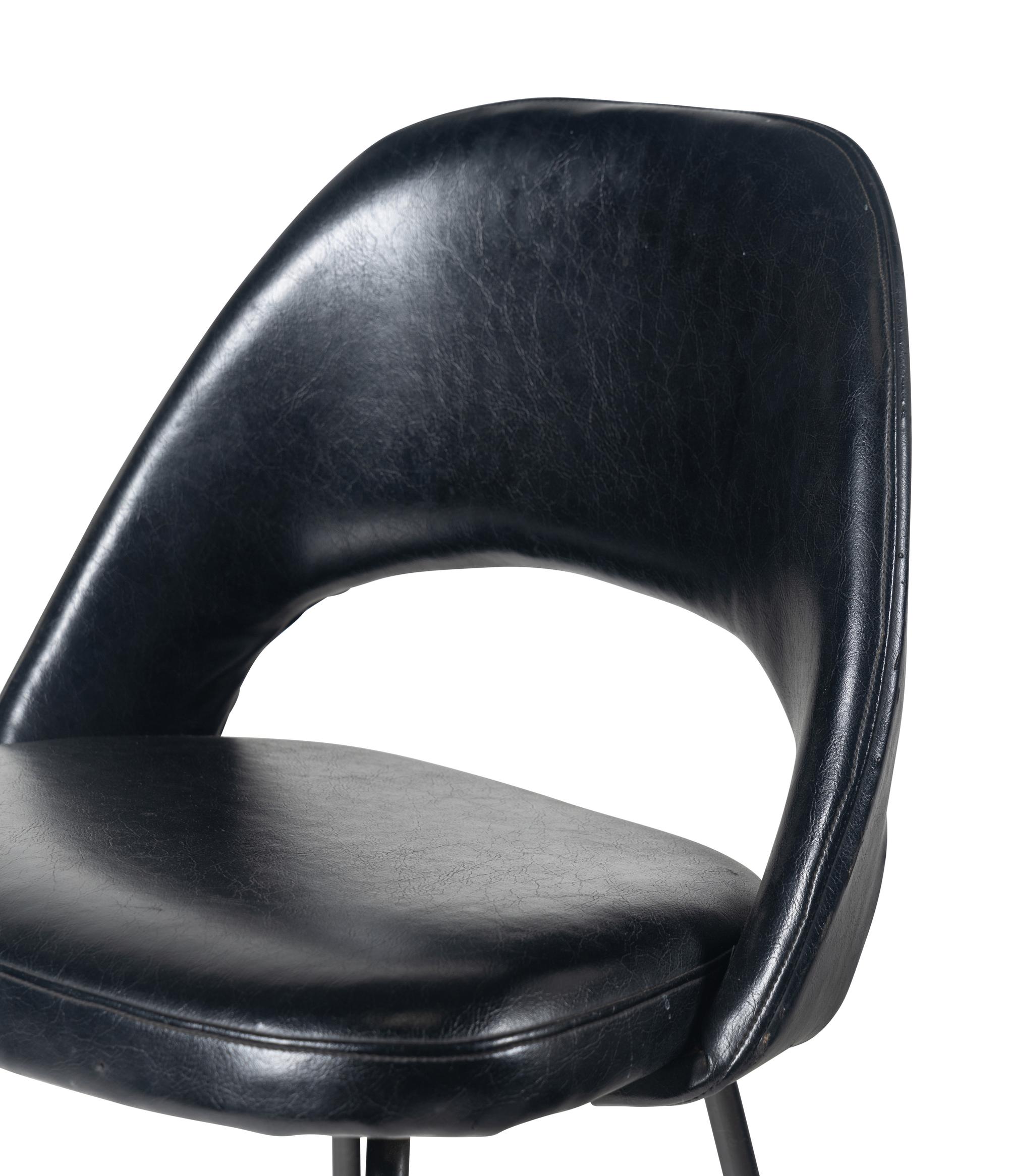 Pair of Side Chairs Knoll Associates, USA