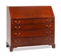 A George III Mahogany Slant-Front Desk Height 43 1/2 x width 47 1/2 x depth 22 inches. — EARLY 19TH CENTURY