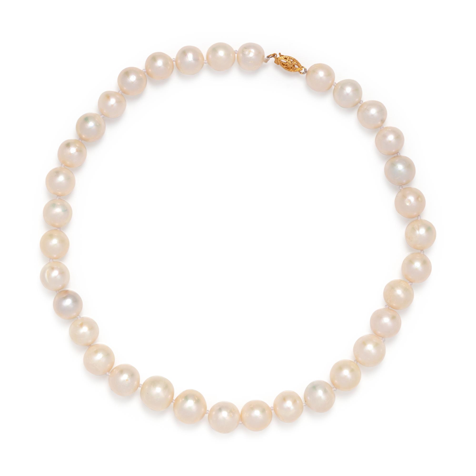CULTURED PEARL NECKLACE