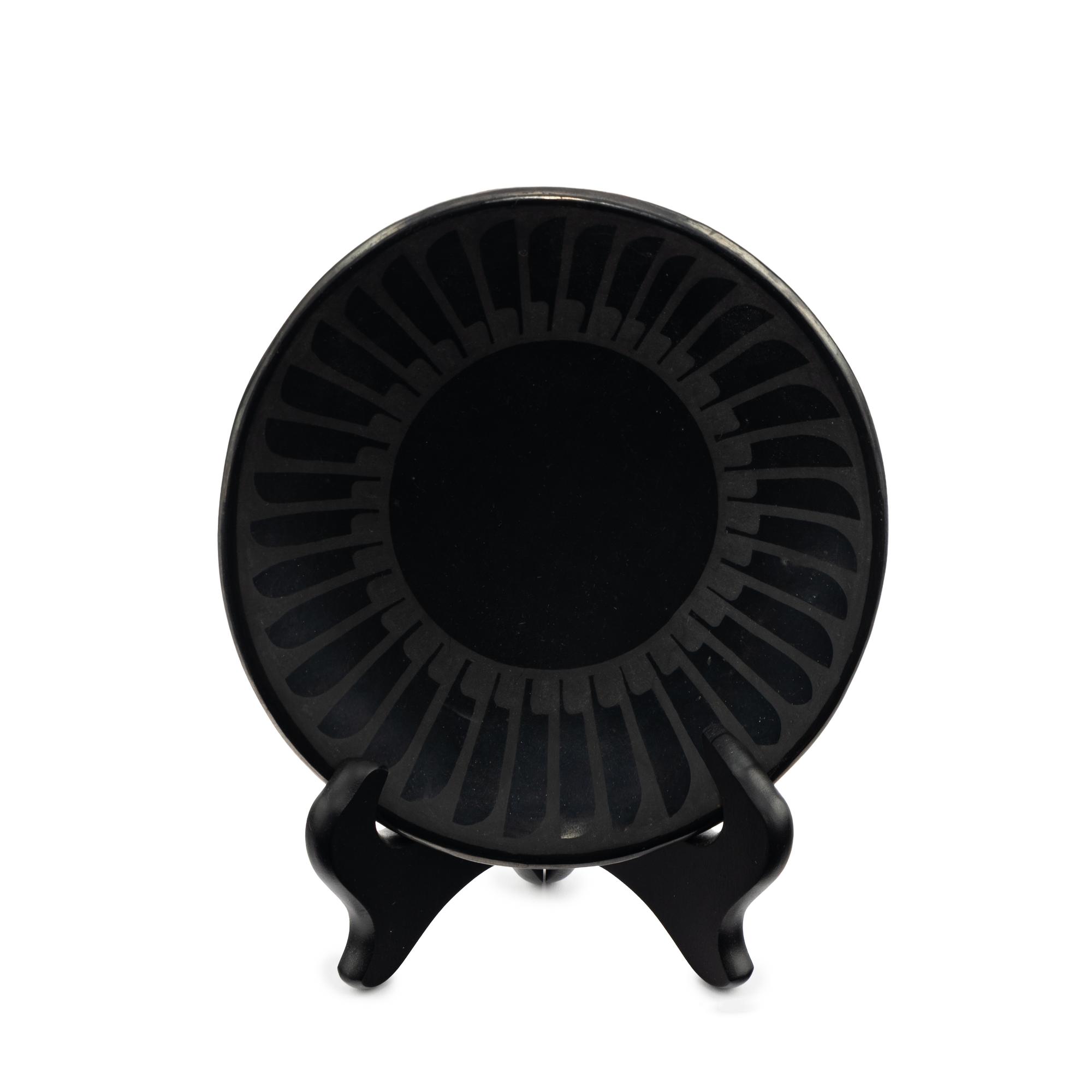Blackware Pottery Plate, Repeating Feathers, Gunmetal Finish 1943-1956