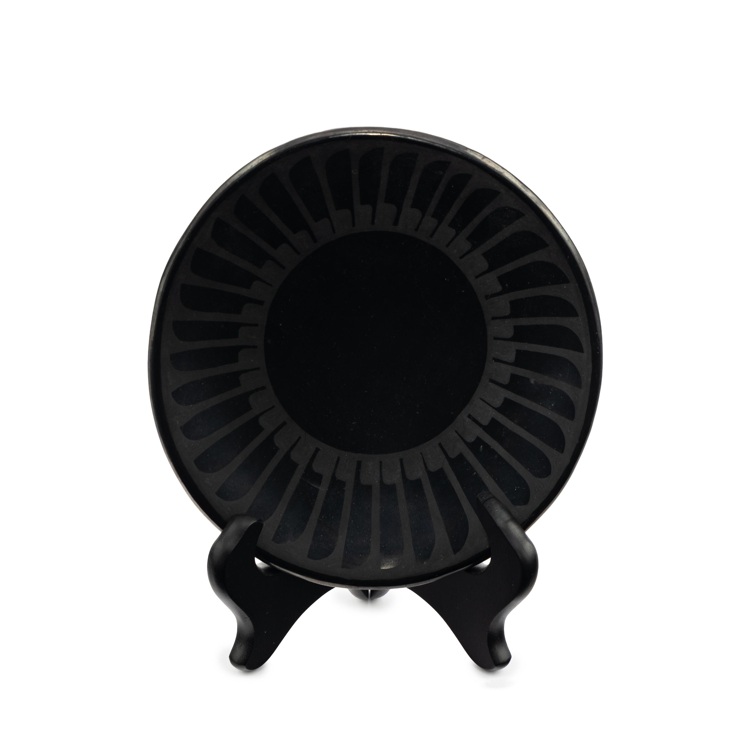 Blackware Pottery Plate, Repeating Feathers, Gunmetal Finish 1943-1956