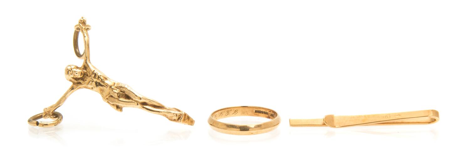 A Collection of 14 Karat Yellow Gold and Diamond Jewelry, 9.70 dwts.