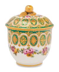 A Sèvres Green-Ground Porcelain Sugar Bowl and Cover ( Pot à Sucre 'Bouret' et son Couvercle, 2ème Grandeur )