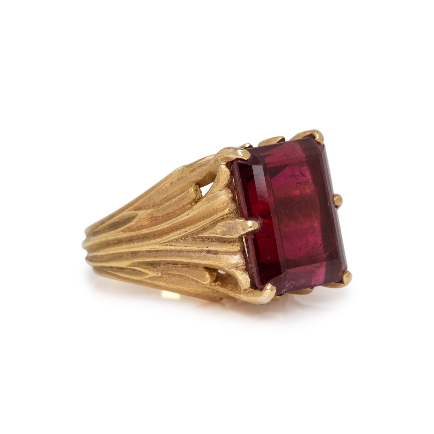 CARTIER, YELLOW GOLD AND RUBELLITE TOURMALINE RING