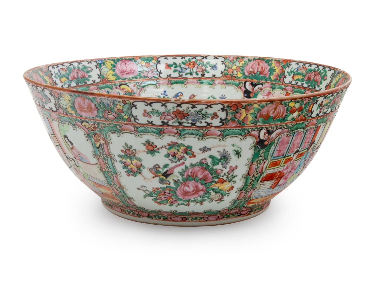 A Rose Medallion Porcelain Center Bowl