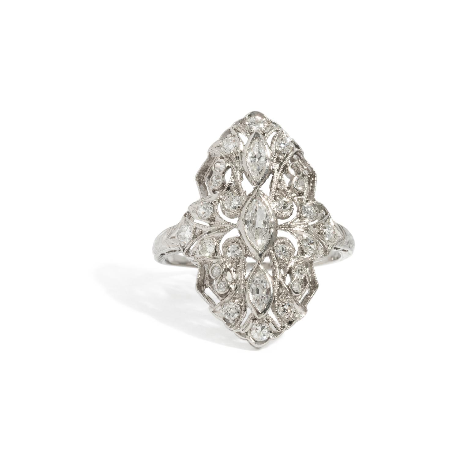 ART DECO, PLATINUM AND DIAMOND RING