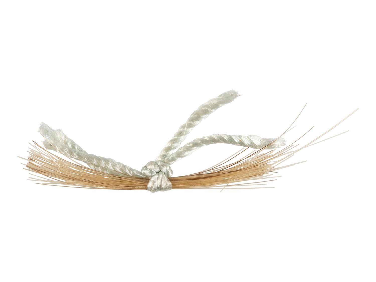 [WASHINGTON, George (1732-1799)]. Strands of hair attributed to George Washington.