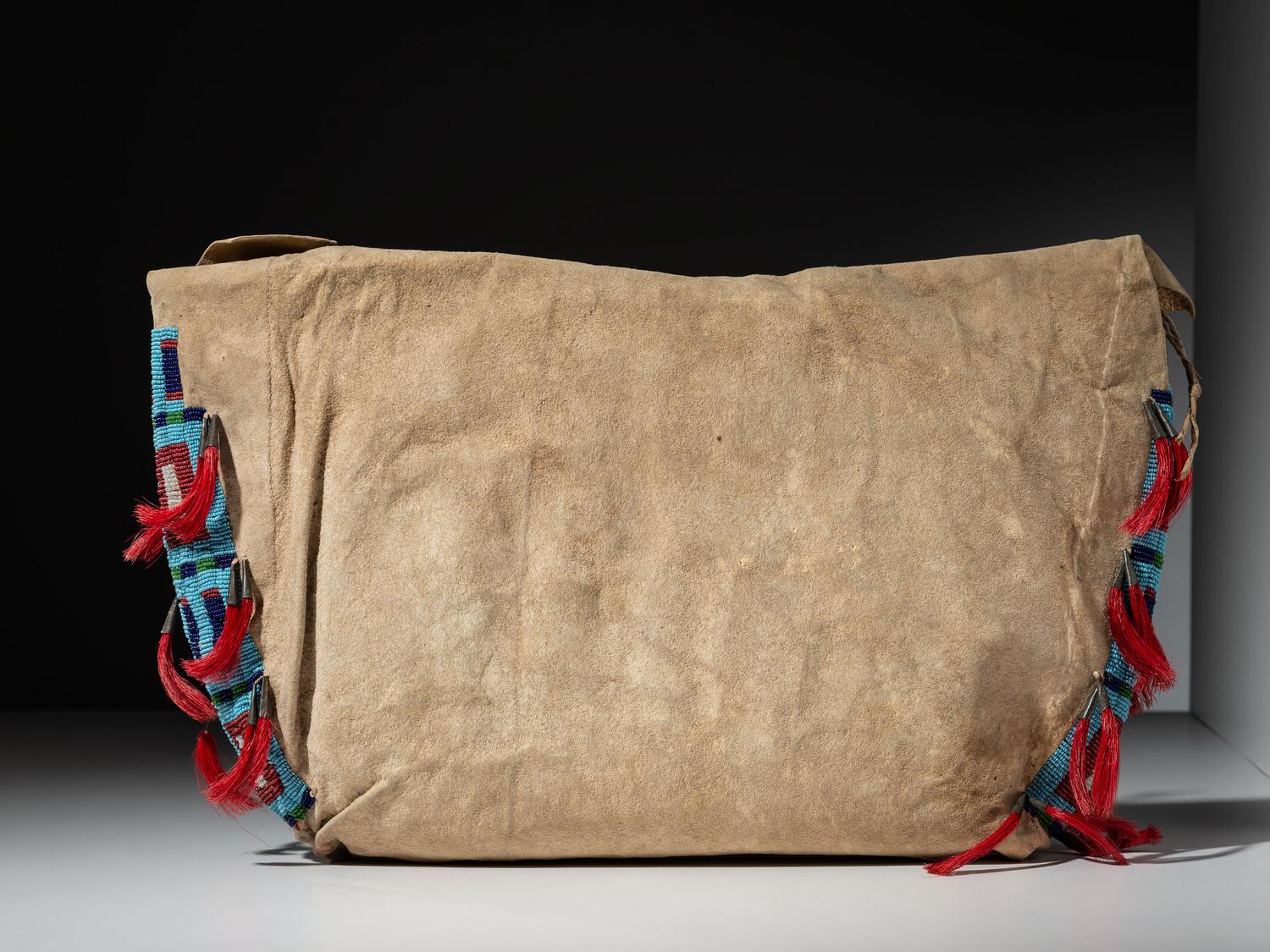 Sioux Beaded Hide Possible Bag