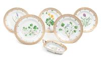 A Set of Ten Royal Copenhagen Flora Danica Dinner Plates Diameter of plates 10 inches. — LATE 19TH/EARLY 20TH CENTURY