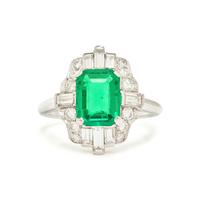 COLOMBIAN EMERALD AND DIAMOND RING